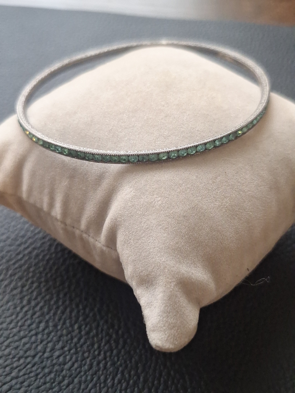 Chrome Diopside Gemstone One Line Bangle 925 Sterling Silver Stamped 6.64 Grams